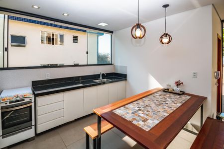Apartamento à venda com 180m², 3 quartos e 4 vagasÁrea Gourmet