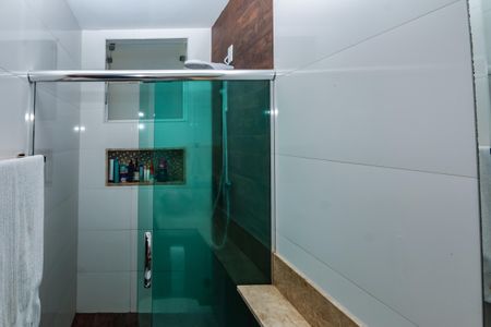 Apartamento à venda com 180m², 3 quartos e 4 vagasBanheiro da Suíte 