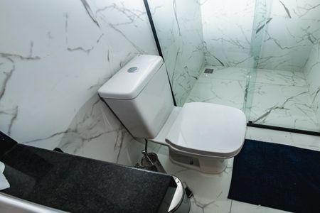 Apartamento à venda com 180m², 3 quartos e 4 vagasBanheiro Social 2