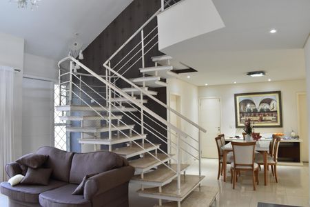 Casa para alugar com 420m², 4 quartos e 4 vagasSala 