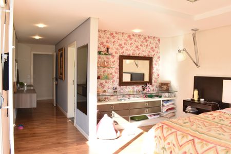 Casa para alugar com 420m², 4 quartos e 4 vagasSuíte 1