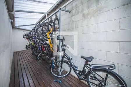 Apartamento para alugar com 50m², 2 quartos e 1 vaga Apartamento para alugar com 50m², 2 quartos e 1 vagaÁrea comum - Bicicletário