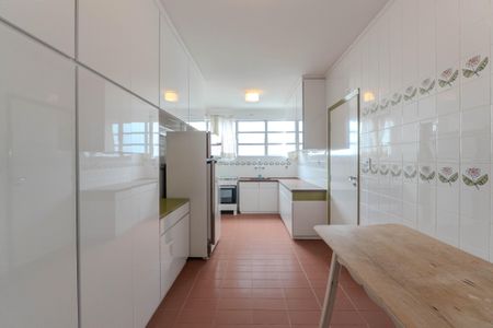 Apartamento à venda com 140m², 3 quartos e 2 vagas Apartamento à venda com 140m², 3 quartos e 2 vagasCozinha