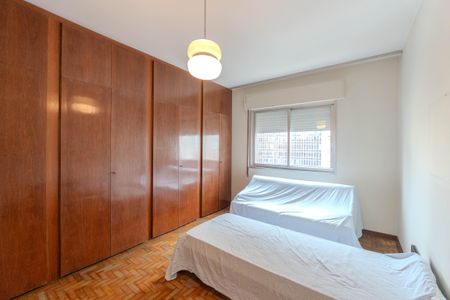 Apartamento à venda com 140m², 3 quartos e 2 vagas Apartamento à venda com 140m², 3 quartos e 2 vagasQuarto 1