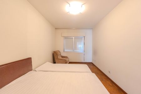 Apartamento à venda com 140m², 3 quartos e 2 vagas Apartamento à venda com 140m², 3 quartos e 2 vagasSuíte 1