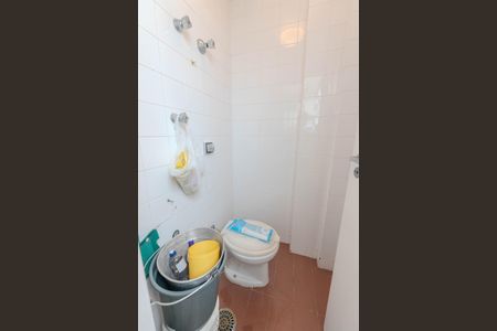 Apartamento à venda com 140m², 3 quartos e 2 vagas Apartamento à venda com 140m², 3 quartos e 2 vagasBanheiro de serviço