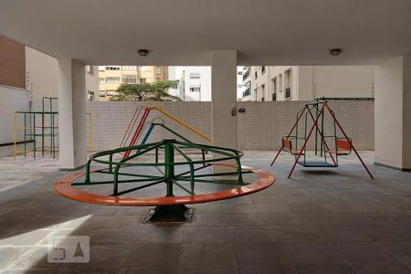 Apartamento à venda com 140m², 3 quartos e 2 vagas Apartamento à venda com 140m², 3 quartos e 2 vagasÁrea comum - Playground