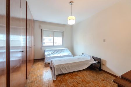 Apartamento à venda com 140m², 3 quartos e 2 vagas Apartamento à venda com 140m², 3 quartos e 2 vagasQuarto 1