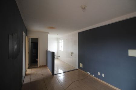 Sala de apartamento para alugar com 2 quartos, 45m² em Bom Pastor, Belford Roxo