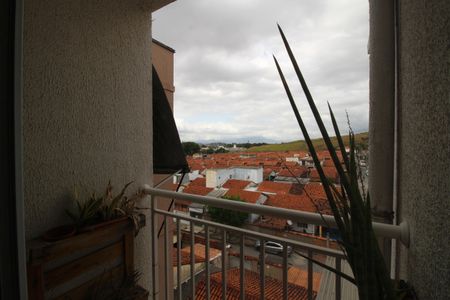 Varanda de apartamento para alugar com 2 quartos, 45m² em Bom Pastor, Belford Roxo