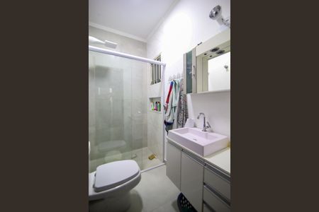 Casa para alugar com 85m², 2 quartos e 2 vagas Casa para alugar com 85m², 2 quartos e 2 vagasBanheiro da Suíte