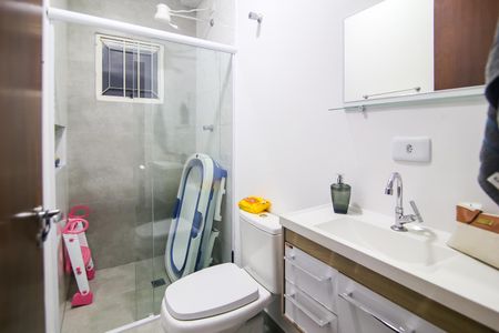 Casa para alugar com 85m², 2 quartos e 2 vagas Casa para alugar com 85m², 2 quartos e 2 vagasBanheiro Social