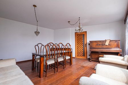 Apartamento para alugar com 110m², 3 quartos e 1 vagaSala