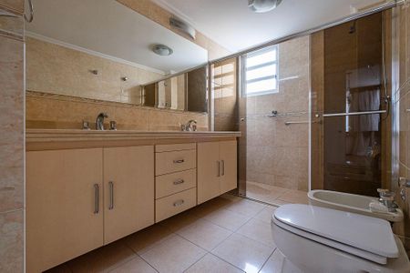 Apartamento para alugar com 110m², 3 quartos e 1 vagaSuíte - Banheiro