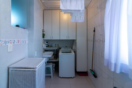 Apartamento à venda com 68m², 2 quartos e sem vaga Apartamento à venda com 68m², 2 quartos e sem vagaÁrea de Serviço