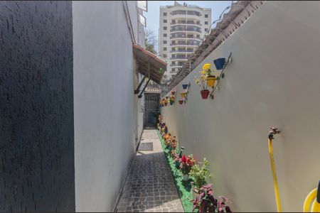 Casa à venda com 140m², 3 quartos e 2 vagas Casa à venda com 140m², 3 quartos e 2 vagasEntrada