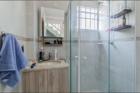 Casa à venda com 140m², 3 quartos e 2 vagas Casa à venda com 140m², 3 quartos e 2 vagasBanheiro Social