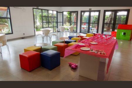 Apartamento à venda com 53m², 2 quartos e 1 vagaÁrea comum