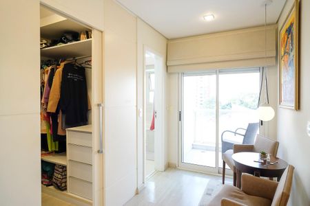 Apartamento à venda com 184m², 3 quartos e 3 vagasSuíte 1