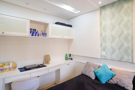 Apartamento à venda com 184m², 3 quartos e 3 vagasSuíte 2