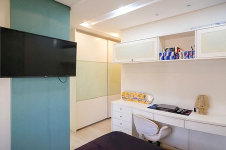 Apartamento à venda com 184m², 3 quartos e 3 vagasSuíte 2