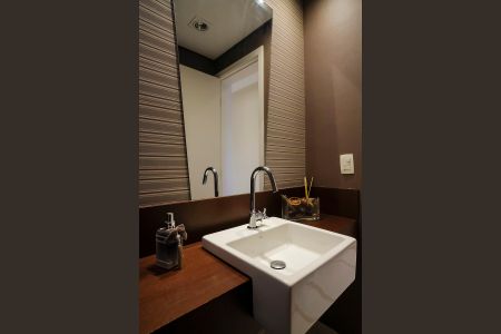 Apartamento à venda com 184m², 3 quartos e 3 vagasLavabo