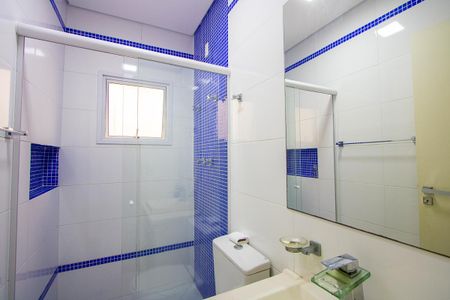 Apartamento à venda com 80m², 3 quartos e 2 vagasBanheiro social