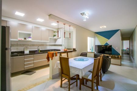 Sala de apartamento à venda com 3 quartos, 80m² em Campestre, Santo André
