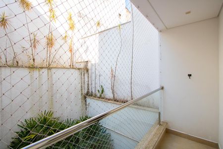 Apartamento à venda com 80m², 3 quartos e 2 vagasVaranda  Suíte