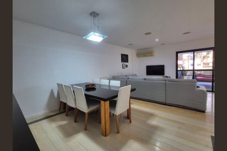 Apartamento à venda com 180m², 3 quartos e 2 vagasSala