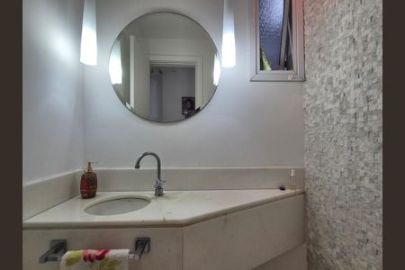 Apartamento à venda com 180m², 3 quartos e 2 vagasLavabo