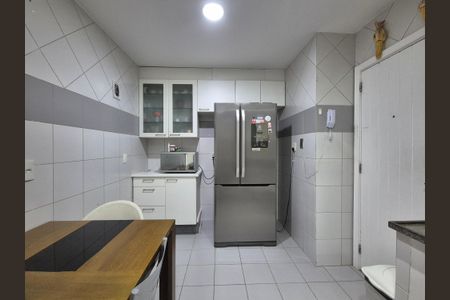 Apartamento à venda com 180m², 3 quartos e 2 vagasCozinha