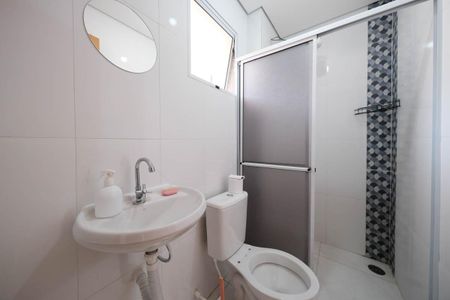 Banheiro de apartamento à venda com 1 quarto, 30m² em Penha de França, São Paulo
