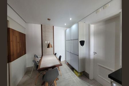 Apartamento à venda com 3 quartos, 202m² em Centro Empresarial Tamboré, Santana de Parnaíba