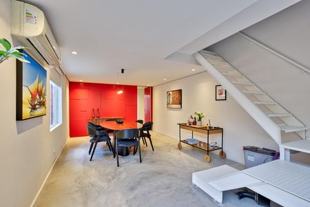 Casa à venda com 3 quartos, 160m² em Santo Amaro, São Paulo