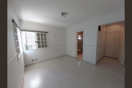 Casa à venda com 4 quartos, 285m² em Vila Progredior, São Paulo