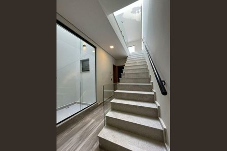 Casa à venda com 145m², 3 quartos e 2 vagas