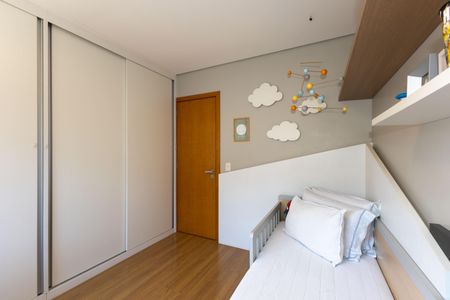 Apartamento à venda com 115m², 3 quartos e 2 vagas Apartamento à venda com 115m², 3 quartos e 2 vagasQuarto 1