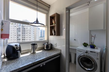 Apartamento à venda com 115m², 3 quartos e 2 vagas Apartamento à venda com 115m², 3 quartos e 2 vagasÁrea de Serviço