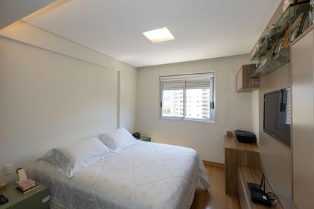 Apartamento à venda com 115m², 3 quartos e 2 vagas Apartamento à venda com 115m², 3 quartos e 2 vagasSuíte