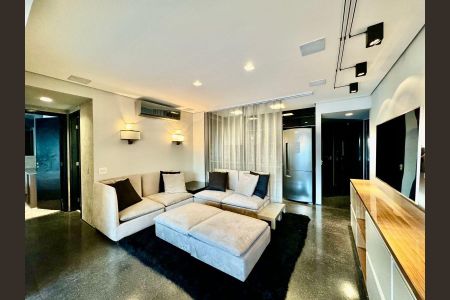 Apartamento à venda com 2 quartos, 80m² em Vila Nova Conceição, São Paulo