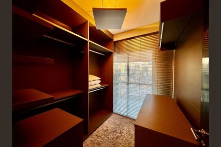 Apartamento à venda com 2 quartos, 80m² em Vila Nova Conceição, São Paulo