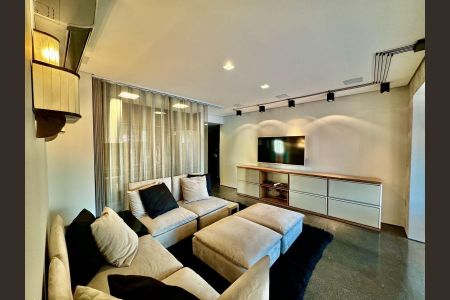 Apartamento à venda com 2 quartos, 80m² em Vila Nova Conceição, São Paulo