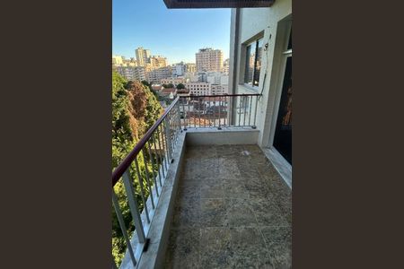 Apartamento à venda com 2 quartos, 64m² em Ingá, Niterói