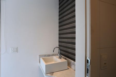 Apartamento à venda com 268m², 4 quartos e 6 vagasLavabo 2