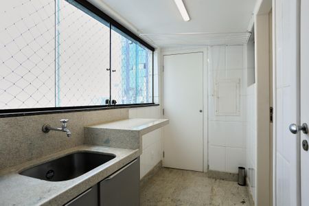 Apartamento à venda com 268m², 4 quartos e 6 vagasÁrea de Serviço