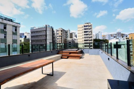 Apartamento à venda com 268m², 4 quartos e 6 vagasCobertura