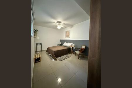 Casa à venda com 4 quartos, 180m² em Santa Amelia, Belo Horizonte