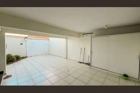 Casa à venda com 3 quartos, 170m² em Céu Azul, Belo Horizonte