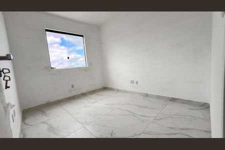 Casa à venda com 2 quartos, 65m² em São João Batista, Belo Horizonte